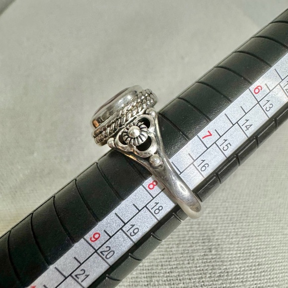 ARYO 925 STERLING SILVER AND NATURAL OVAL RUBY RING - Picture 6 of 8